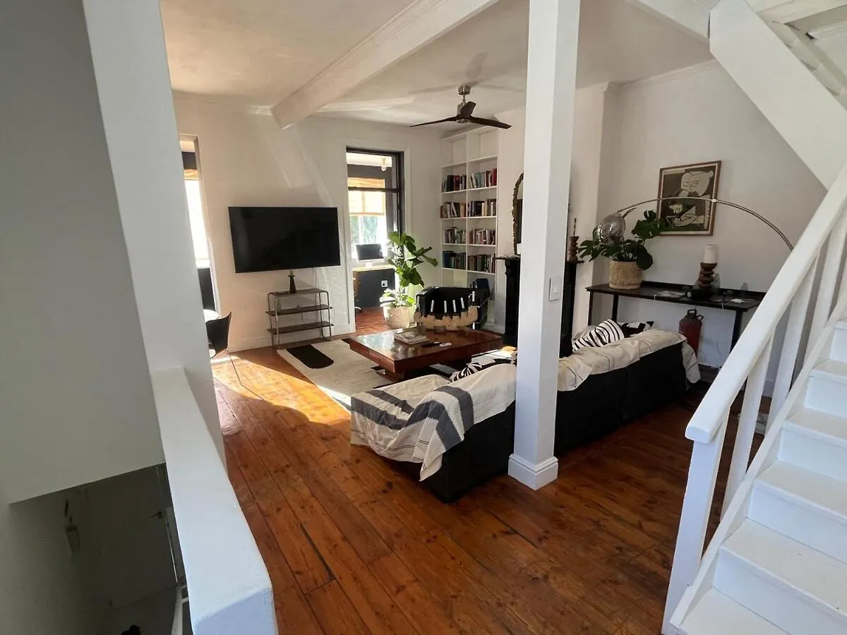 Modernized Victorian House, Full Mountain View Apartment Cape Town