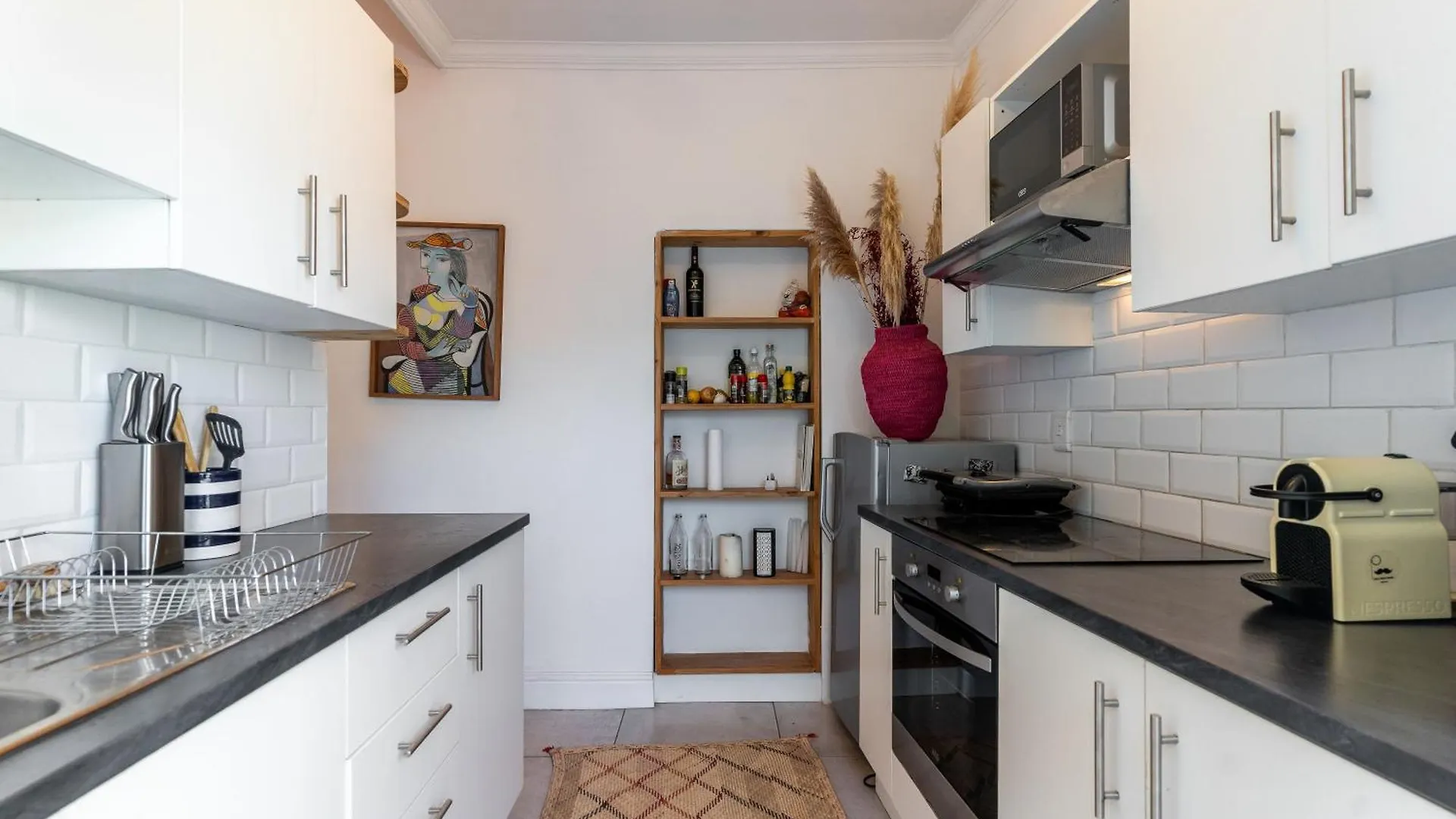 Modernized Victorian House, Full Mountain View Apartment Cape Town 0*,  South Africa