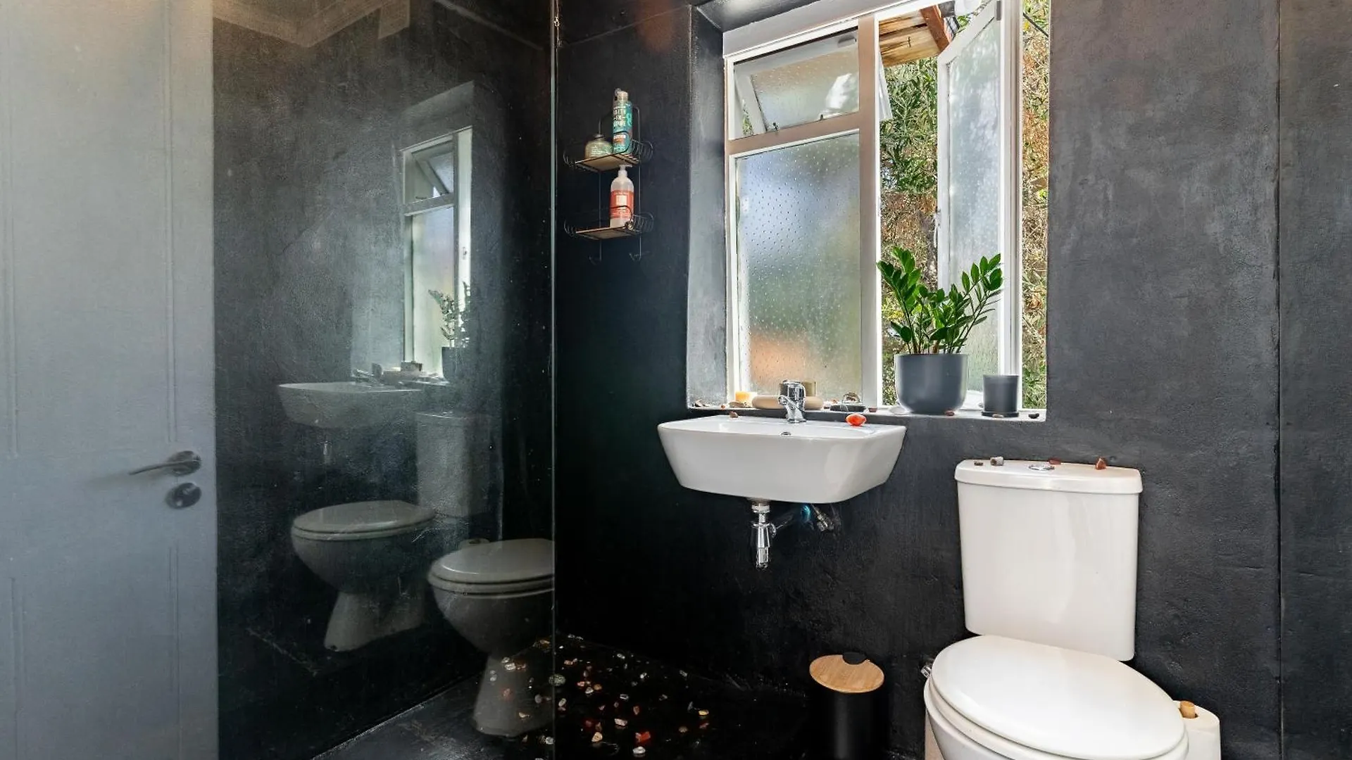 Modernized Victorian House, Full Mountain View Apartment Cape Town
