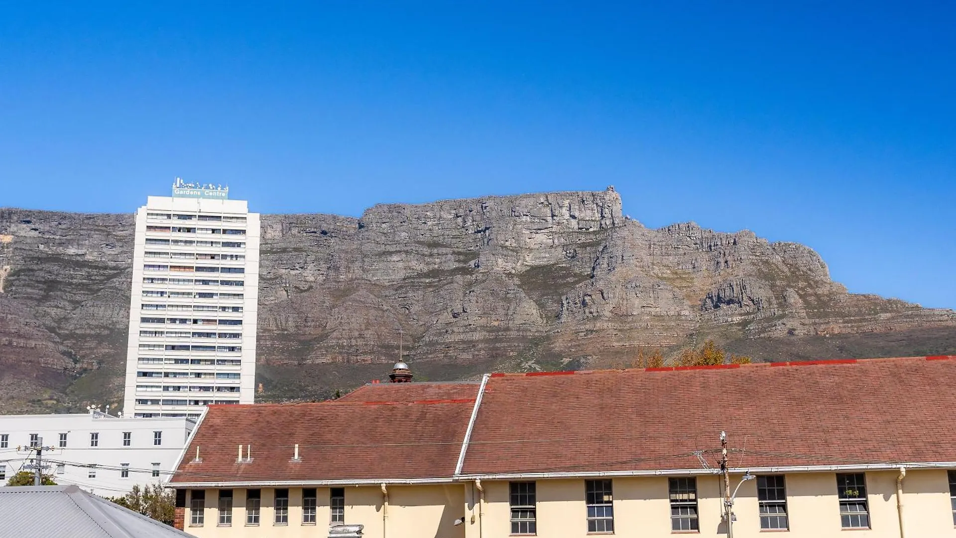 Modernized Victorian House, Full Mountain View Apartment Cape Town